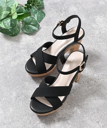 クロスヒールサンダル