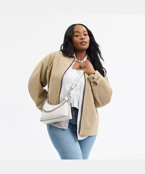 COACH(コーチ)の「ジュリエット ショルダー バッグ 25・シグネチャー キャンバス(ショルダーバッグ・レディース・ホワイト系その他・ONE)」の16枚目の写真