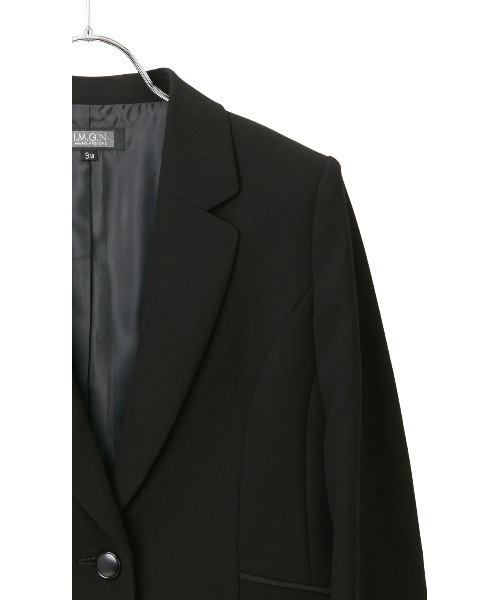 AOYAMA（アオヤマ）の「【ブラックフォーマルアンサンブル】＜2点セット＞テーラードカラージャケット＆前開きワンピース〈大きいサイズあり〉｜喪服・礼服・冠婚葬祭・オケージョン｜セットアップ対応可｜（スーツセット・レディース・ブラック・21号/27号/23号/25号/29号/9号/13号/17号/19号/7号/15号/11号）」の14枚目の写真