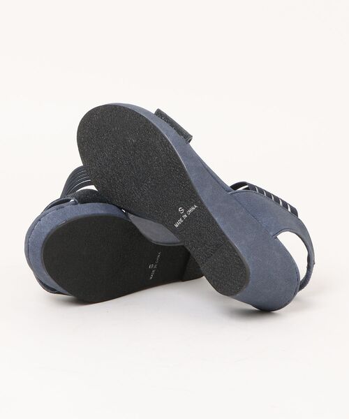 LUGG NAGG（ラグナグ）の「【軽量】伸縮ゴム仕様ラメベルトシアーサンダル（サンダル・レディース・ブラック/ネイビー/ゴールド/アンティークシルバー・LL/L/M/S）」の6枚目の写真