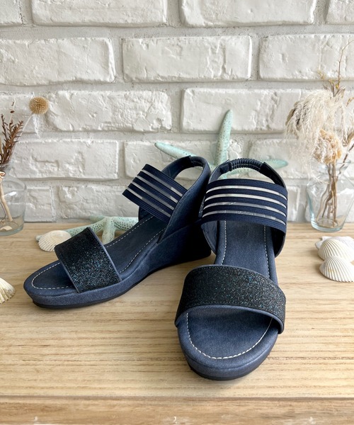 LUGG NAGG（ラグナグ）の「【軽量】伸縮ゴム仕様ラメベルトシアーサンダル（サンダル・レディース・ブラック/ネイビー/ゴールド/アンティークシルバー・LL/L/M/S）」の17枚目の写真