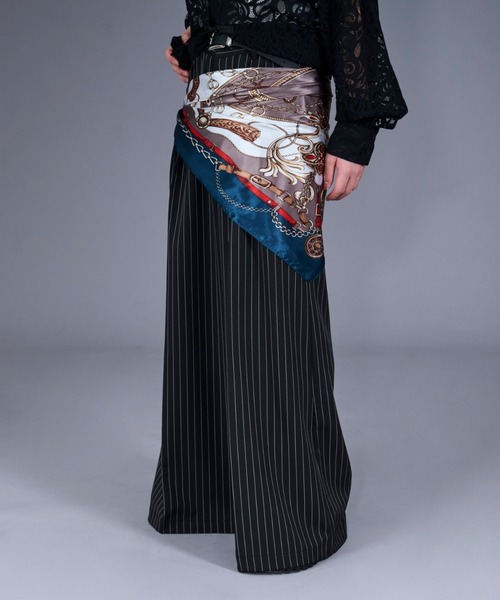 Ellno Loset（エルノロゼット）の「大判アソートスカーフ（バンダナ/スカーフ・メンズ・ブラック/ボルドー/グリーン/オレンジ/ネイビー/ブルー・FREE）」の7枚目の写真