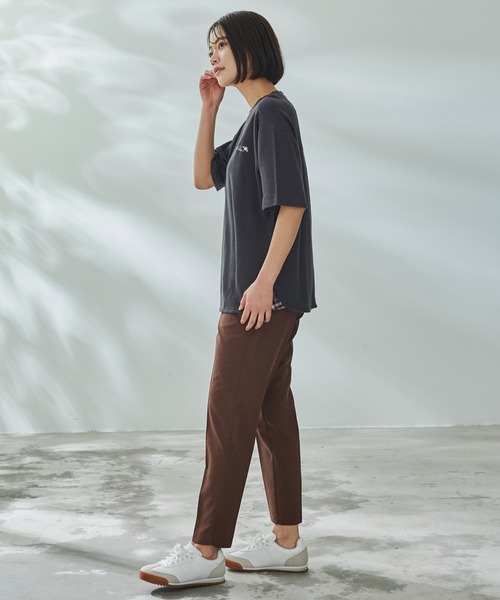 Arnold Palmer（アーノルドパーマー）の「寄り添うリネン シェア Tシャツ（Tシャツ/カットソー・レディース・ホワイト/チャコールグレー/ミント・LL/XS/L/M/S）」の5枚目の写真