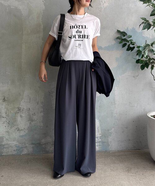 RIVE DROITE(リヴドロワ)の「【遊び心◎】SOURIRE Tee(Tシャツ/カットソー・レディース・ホワイト/ブラウン/ベージュ・FREE)」の5枚目の写真