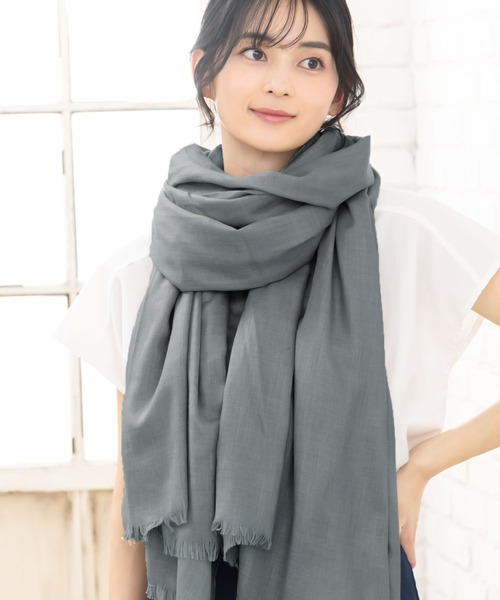 QUEENHEAD（クイーンヘッド）の「ガーゼストール（ストール/ショール・レディース・ベージュ系その他/ブルー系その他/クリーム/ブラック/アッシュグレー/チャコールグレー・FREE）」の2枚目の写真