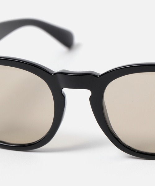 FOREVER 21（フォーエバー トゥエンティーワン）の「ラウンドサングラス4（サングラス・レディース・ブラック・FREE）」の6枚目の写真