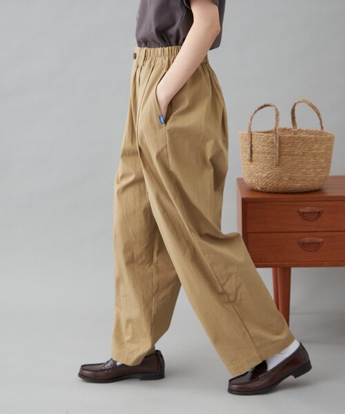 GEVACO(ゲバコ)の「【GEVACO】ギャザーテーパードパンツ(その他パンツ・レディース・ブラック/ベージュ・MEDIUM/SMALL/LARGE)」の6枚目の写真