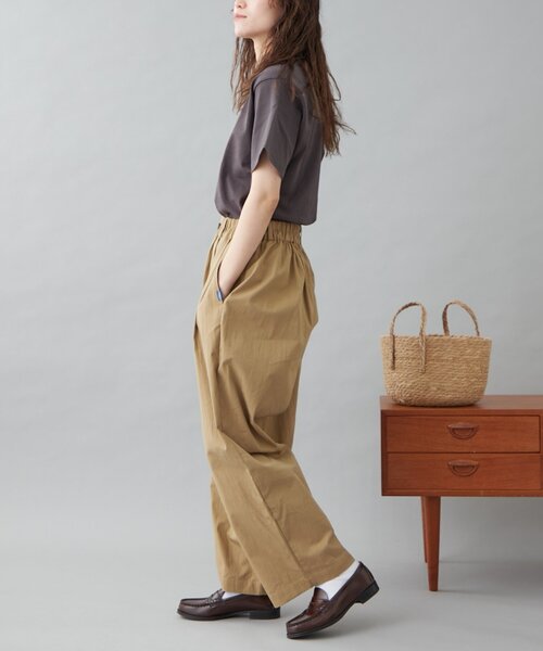 GEVACO(ゲバコ)の「【GEVACO】ギャザーテーパードパンツ(その他パンツ・レディース・ブラック/ベージュ・MEDIUM/SMALL/LARGE)」の8枚目の写真