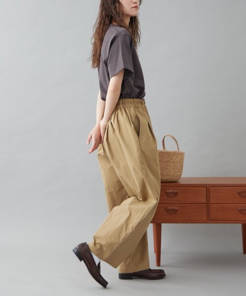 GEVACO(ゲバコ)の「【GEVACO】ギャザーテーパードパンツ(その他パンツ・レディース・ブラック/ベージュ・MEDIUM/SMALL/LARGE)」の10枚目の写真