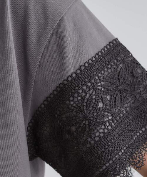 grove（グローブ）の「◆【洗える/二の腕カバー】上品なレースで叶える、きちんと見えの夏Tシャツ（Tシャツ/カットソー・レディース・ダークグレー/オレンジ系/ブラック/オフホワイト・02/03/01/04/05）」の12枚目の写真