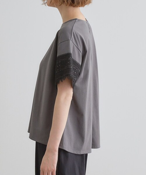 grove（グローブ）の「◆【洗える/二の腕カバー】上品なレースで叶える、きちんと見えの夏Tシャツ（Tシャツ/カットソー・レディース・ダークグレー/オレンジ系/ブラック/オフホワイト・02/03/01/04/05）」の22枚目の写真