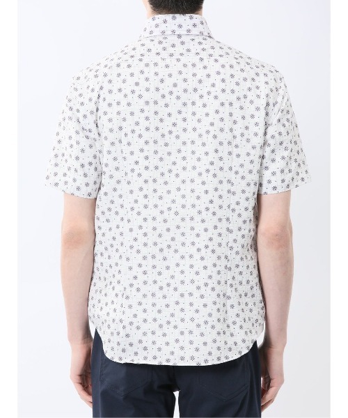 TAKA-Q（タカキュー）の「【軽量 メッシュ】タカキュー  小花プリント カッタウェイ ストレッチ半袖シャツ（シャツ/ブラウス・メンズ・サックスブルー/ホワイト/ネイビー/ブルー・X-LARGE/LARGE/MEDIUM）」の17枚目の写真