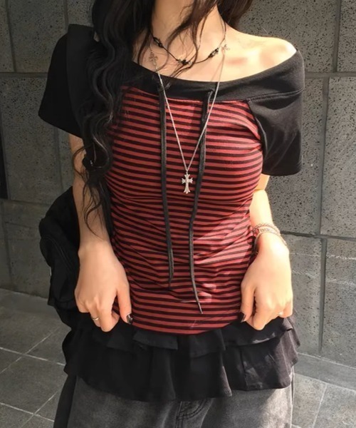 .KOM(ドットコム)の「A'GEM/9 × .kom 『.KOM/ドットケーオーエム』Y2Kライクショルダー開きボーダートップス(Tシャツ/カットソー・レディース・ネイビー/レッド/カーキ・FREE)」の19枚目の写真
