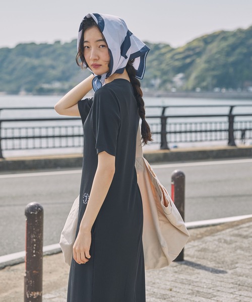 Unblend（アンブレンド）の「【 POOLSIDE COFFEE × Unblend 】ロゴ刺繍 カットリブ ハーフスリーブ ワンピース（ワンピース・レディース・ブラック/ネイビー/ブラウン・FREE）」の19枚目の写真