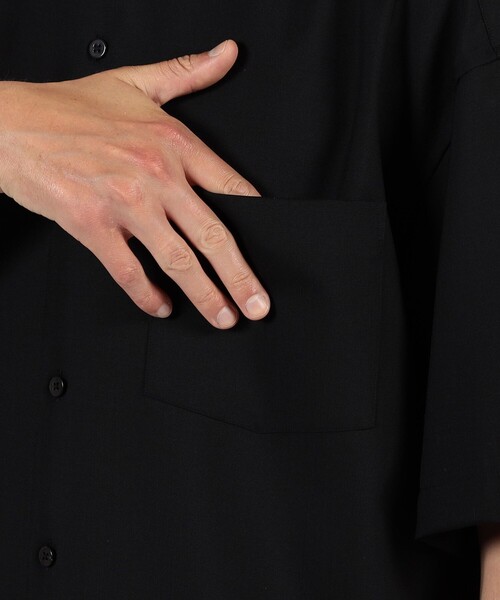 EDITION(エディション)の「TECH WOOL 半袖シャツ(シャツ/ブラウス・メンズ・ブラック/キャメル・M/S)」の4枚目の写真