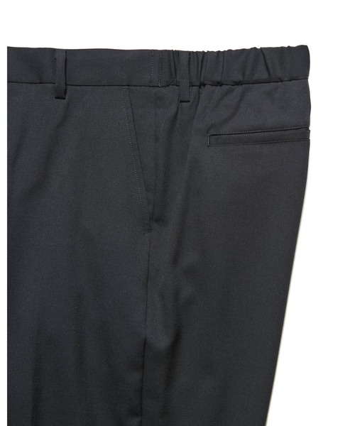 SOPHNET.（ソフネット）の「FLANNEL WOOL SHIRRING SLIM-FIT SLACKS