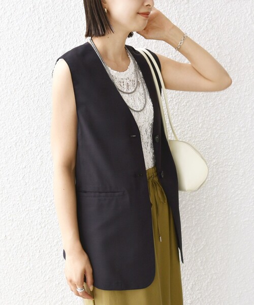 SHIPS(シップス)の「〈防シワ加工〉チノ ウール ボタン ジレ(ベスト・レディース・ブラウン/ブラック・ONE SIZE)」の11枚目の写真
