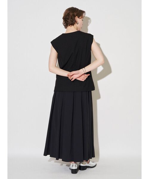 ELENDEEK（エレンディーク）の「ジレコンビネーションワンピース（ワンピース・レディース・ブラック/オフホワイト・01/02）」の6枚目の写真