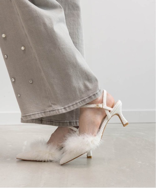 RANDA(ランダ)の「ファーデザインストラップパンプス(パンプス・レディース・ブラック/アイボリー/ライトグレー・LL/L/M/S)」の17枚目の写真