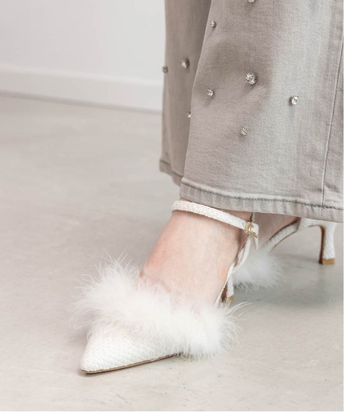 RANDA(ランダ)の「ファーデザインストラップパンプス(パンプス・レディース・ブラック/アイボリー/ライトグレー・LL/L/M/S)」の20枚目の写真