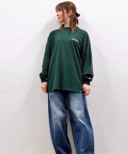 Dickies(ディッキーズ)の「【Dickies/ディッキーズ】ワンポイント刺繍長袖Tシャツ(Tシャツ/カットソー・メンズ・ブラック/マスタード/グリーン/ホワイト/アッシュグレー・XXL/XL/L/M)」の21枚目の写真
