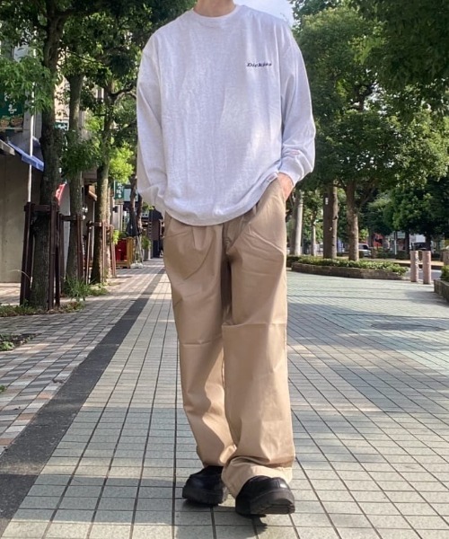 Dickies(ディッキーズ)の「【Dickies/ディッキーズ】ワンポイント刺繍長袖Tシャツ(Tシャツ/カットソー・メンズ・ブラック/マスタード/グリーン/ホワイト/アッシュグレー・XXL/XL/L/M)」の20枚目の写真