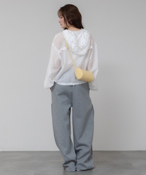 HEILIS(ヘイリス)の「フード付きドットシアートップス/ドット 水玉シアー ブラック ホワイト フリル ファスナー 冷房対策 羽織 UV対策 紫外線対策 アウター ジャケット ブルゾン トップス シティガール ガーリー 韓国 カジュアル 夏服 春服 秋服(パーカー・レディース・ブルー/ホワイト・FREE)」の12枚目の写真