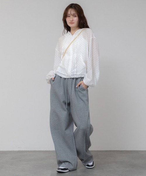 HEILIS(ヘイリス)の「フード付きドットシアートップス/ドット 水玉シアー ブラック ホワイト フリル ファスナー 冷房対策 羽織 UV対策 紫外線対策 アウター ジャケット ブルゾン トップス シティガール ガーリー 韓国 カジュアル 夏服 春服 秋服(パーカー・レディース・ブルー/ホワイト・FREE)」の13枚目の写真