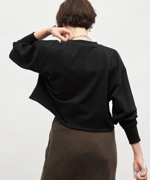 NOLLEY’S（ノーリーズ）の「ショート丈裏毛スウェット（スウェット・レディース・ブラック/アイボリー/ライトグレー・FREE）」の7枚目の写真