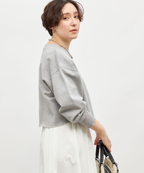 NOLLEY’S（ノーリーズ）の「ショート丈裏毛スウェット（スウェット・レディース・ブラック/アイボリー/ライトグレー・FREE）」の17枚目の写真