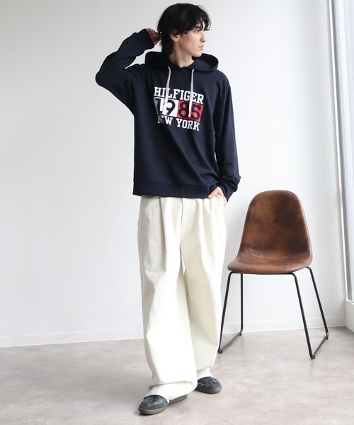 TOMMY HILFIGER（トミーヒルフィガー）の「【TOMMY HILFIGER/トミーヒルフィガー】 ロゴ ライトウェイトパーカー（パーカー・メンズ・ネイビー・S/M/L/XL）」の20枚目の写真