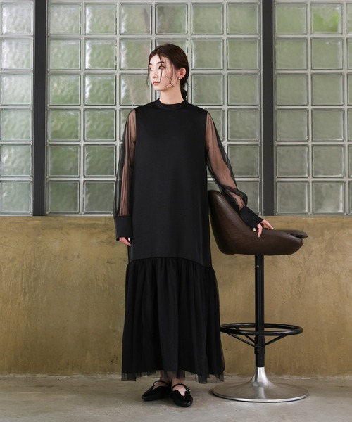 select MOCA（セレクトモカ）の「【オケージョン/結婚式】ヘムチュールサテンワンピース（ドレス・レディース・ベージュ/ブラック・MEDIUM/LARGE）」の2枚目の写真