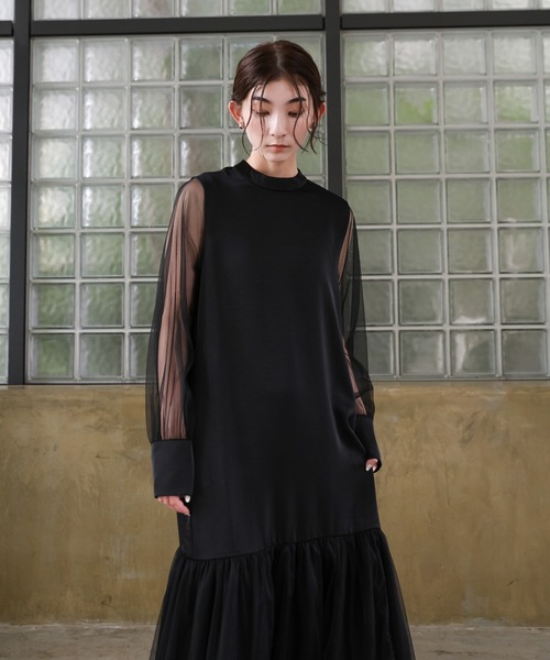 select MOCA（セレクトモカ）の「【オケージョン/結婚式】ヘムチュールサテンワンピース（ドレス・レディース・ベージュ/ブラック・MEDIUM/LARGE）」の3枚目の写真