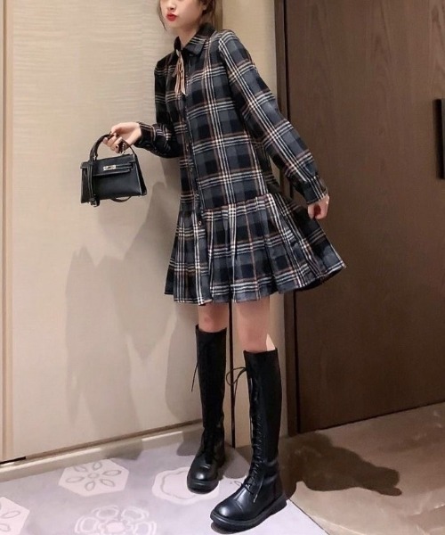 gossip!ロサンゼルス(ゴシップロサンゼルス)の「ウールライクチェックプリーツミニ丈シャツワンピース(秋冬のアカデミア風定番アイテム)(ワンピース・レディース・グレー・M/L)」の6枚目の写真