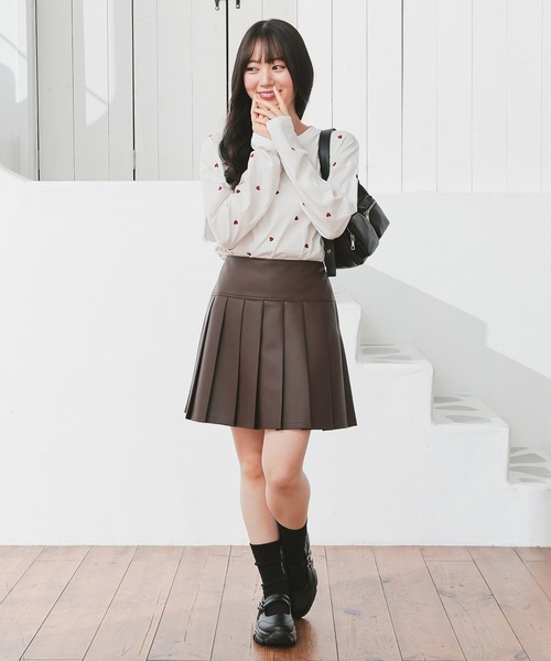 Honeys（ハニーズ）の「【ＵＶカット】モチーフ刺繍ゆるＴシャツ（Tシャツ/カットソー・レディース・ブラック/スモークピンク/オートミール/ホワイト・S/M/LL/L）」の7枚目の写真