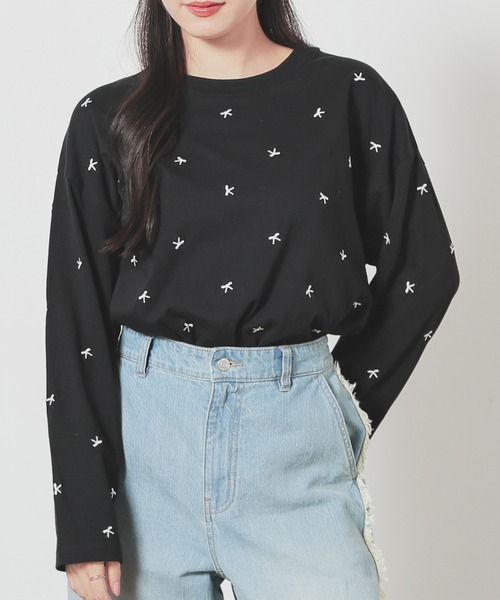Honeys（ハニーズ）の「【ＵＶカット】モチーフ刺繍ゆるＴシャツ（Tシャツ/カットソー・レディース・ブラック/スモークピンク/オートミール/ホワイト・S/M/LL/L）」の14枚目の写真
