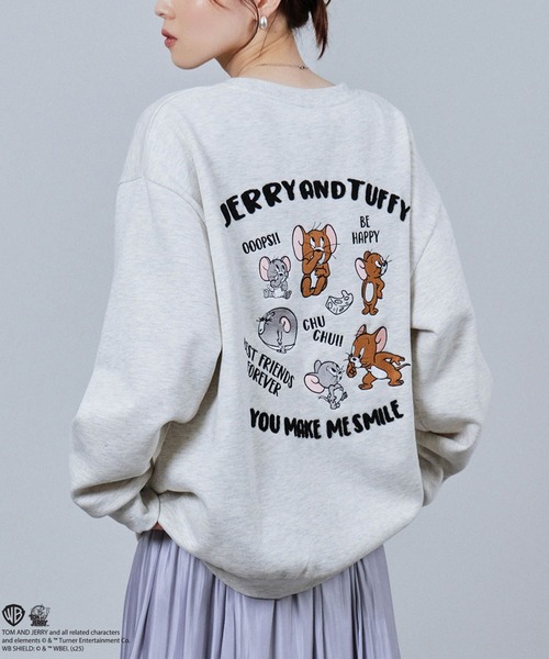 Tom&Jerry(トムアンドジェリー)の「TOM&JERRY ワッペン風 刺繍トレーナー(スウェット・メンズ・スミクロ/オートミール・XL/L/M)」の4枚目の写真