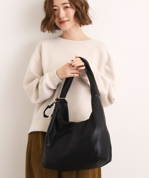 grove(グローブ)の「パール調チャームワンショルダー(ショルダーバッグ・レディース・シルバー系その他/ブラック/ダークブラウン/シルバー・00)」の17枚目の写真
