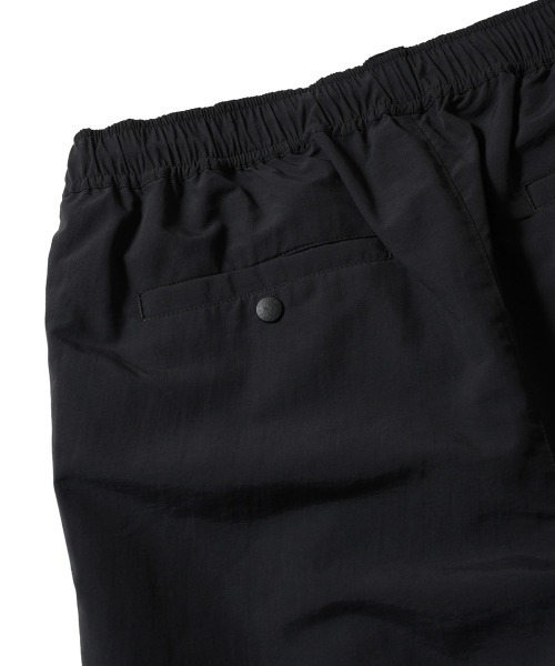 LFYT（エルエフワイティー）の「LFYT ラファイエット【Lafayette】- ナイロン トラック パンツ 【SUPPLEX NYLON TRACK PANTS LA251201】（その他パンツ・メンズ・オリーブ系/ブラック・L/M/XXL/XL）」の9枚目の写真
