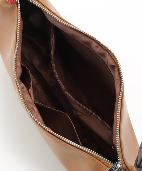 COLDE （コルデ）の「COLDE/コルデ ハーフサークルショルダー（ショルダーバッグ・レディース・ホワイト/ブラウン/ブラック・FREE）」の9枚目の写真