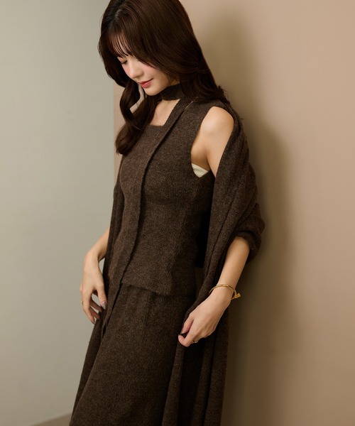 LAULEN(ローレン)の「choker shawl lib knit 3set /チョーカーショールリブニット3点セット(セットアップ・レディース・ベージュ/ブラウン/チャコールグレー・FREE)」の17枚目の写真