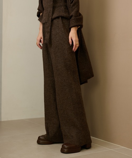LAULEN(ローレン)の「choker shawl lib knit 3set /チョーカーショールリブニット3点セット(セットアップ・レディース・ベージュ/ブラウン/チャコールグレー・FREE)」の13枚目の写真