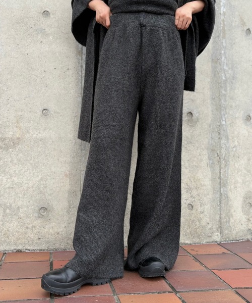 LAULEN(ローレン)の「choker shawl lib knit 3set /チョーカーショールリブニット3点セット(セットアップ・レディース・ベージュ/ブラウン/チャコールグレー・FREE)」の7枚目の写真