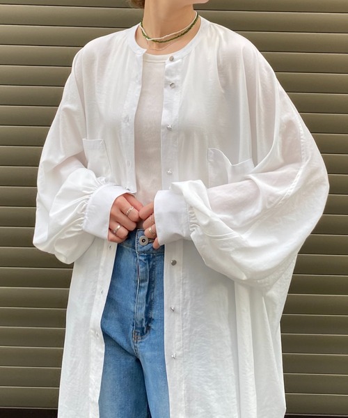 terrace(テラス)の「バックギャザールーズシャツワンピース(シャツワンピース・レディース・ブラック/チャコールグレー/オフホワイト/ライム・MEDIUM)」の8枚目の写真