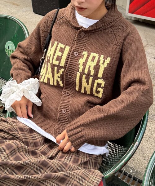 CIAOPANIC TYPY（チャオパニックティピー）の「【UNISEX】ロゴショールカラーニットカーディガン（カーディガン/ボレロ・レディース・ネイビー/ブラウン・MEDIUM/LARGE）」の7枚目の写真