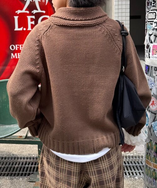 CIAOPANIC TYPY（チャオパニックティピー）の「【UNISEX】ロゴショールカラーニットカーディガン（カーディガン/ボレロ・レディース・ネイビー/ブラウン・MEDIUM/LARGE）」の9枚目の写真