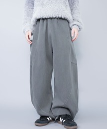 SPINNS | バルーンスウェットパンツ/カーブ・バレルシルエット(その他パンツ)