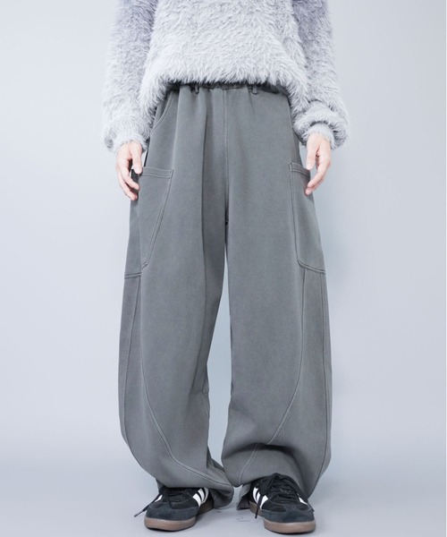 SPINNS（スピンズ）の「バルーンスウェットパンツ/カーブ・バレルシルエット（その他パンツ・メンズ・杢グレー/チャコール/ブラック・M/L）」の16枚目の写真