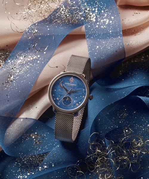 OLIVIA BURTON(オリビアバートン)の「「OLIVIA BURTON/オリビアバートン」 セレスティアル - 34mm ムーン ホワイト&ゴールドメッシュ(アナログ腕時計・レディース・イエローゴールド/ピンクゴールド・FREE)」の5枚目の写真