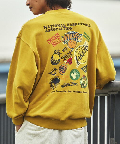 NBA 別注ランダムチーム バックロゴ クルーネックスウェット